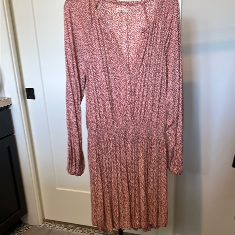 Faherty Montara Dress Mini in Mauve Leaf Batik Pink